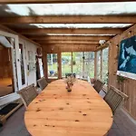 Сasa de vacaciones Coastal Family Retreat - 150m To The