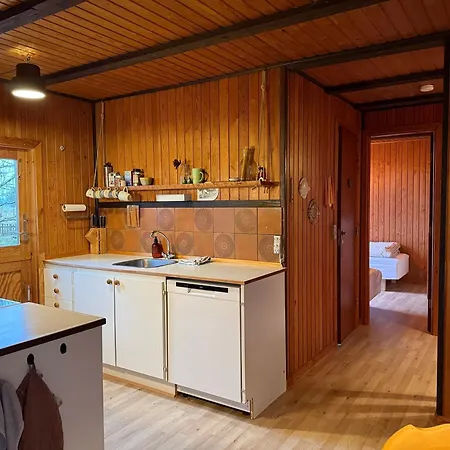 Coastal Family Retreat - 150m To The Сasa de vacaciones Gorlev