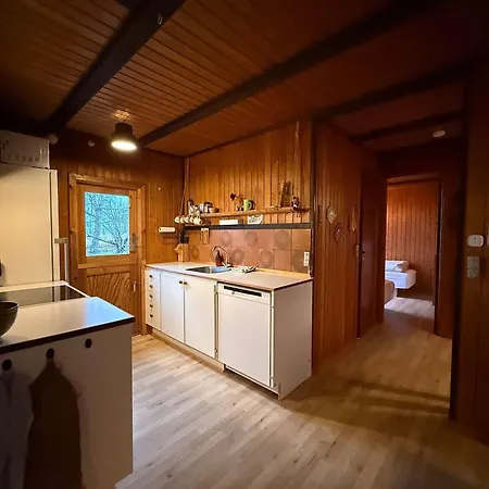 Coastal Family Retreat - 150m To The *