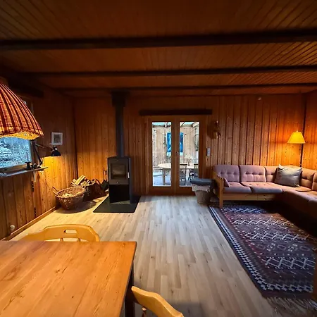 Coastal Family Retreat - 150m To The